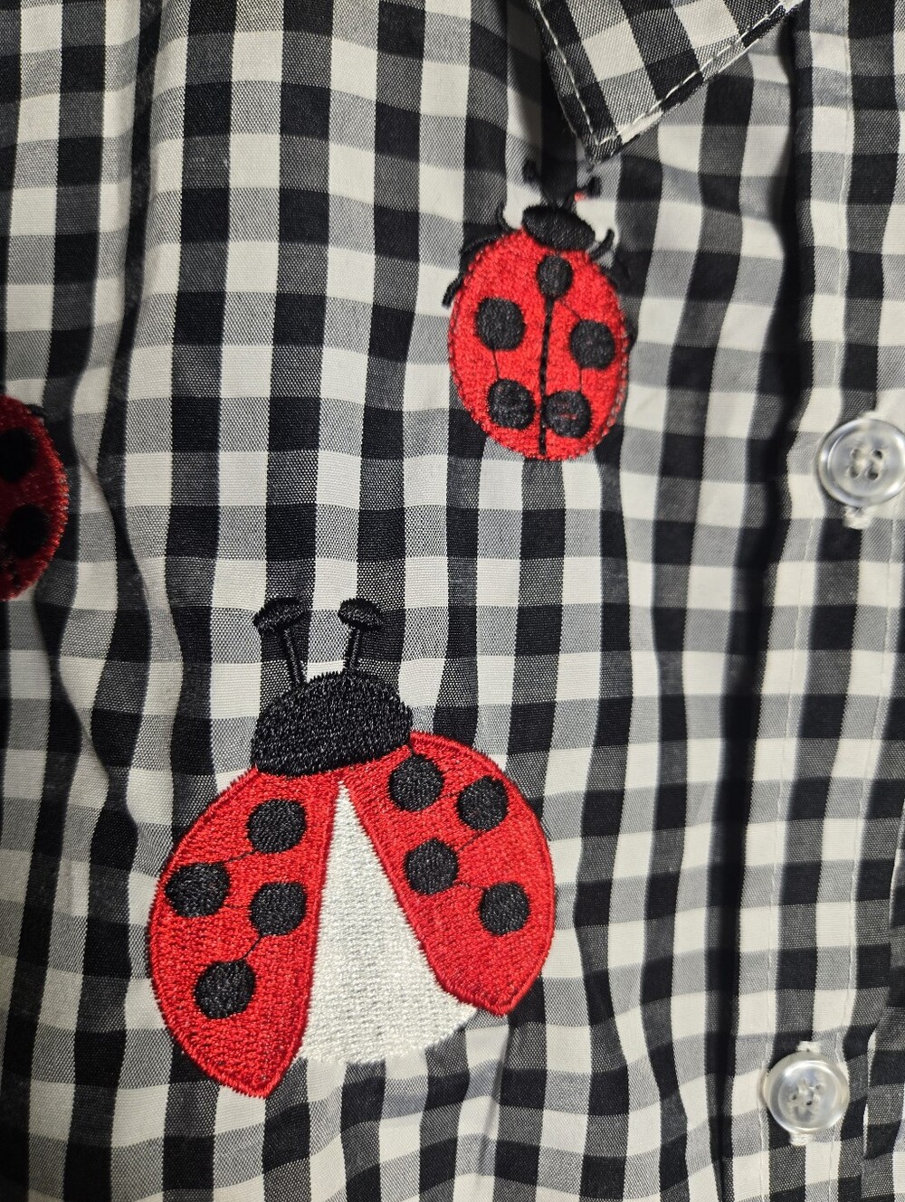 Black & White Gingham Button-Down Shirt with Ladybug Embroidery Size Large - Picture 11 of 16